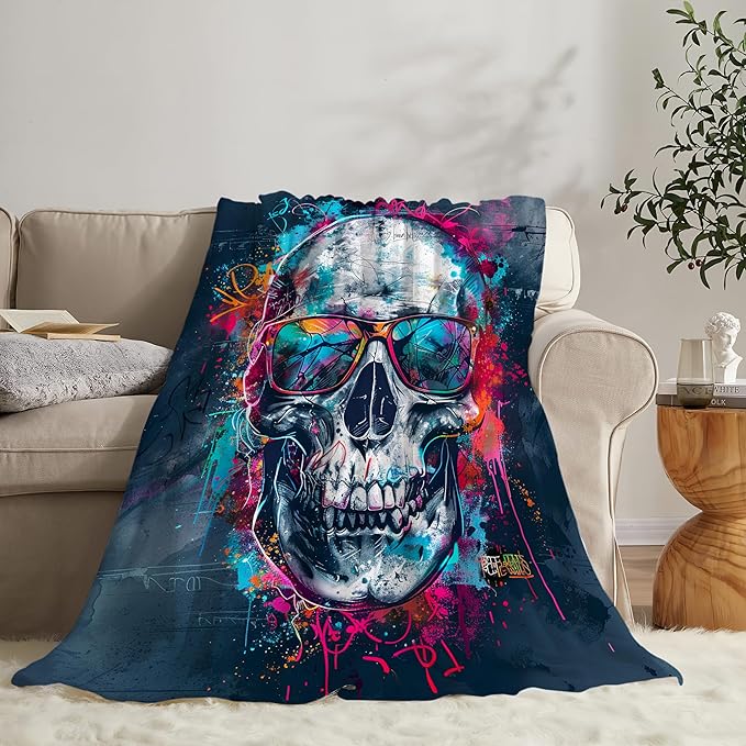 Skull Blanket Fleece Soft Warm Plush Cool Skull Throw Blanket Lightweight Plush Fuzzy Cozy Graffiti Skeleton Blankets for Kids Adult Suitable for Couch Sofa Bed 60"X50"