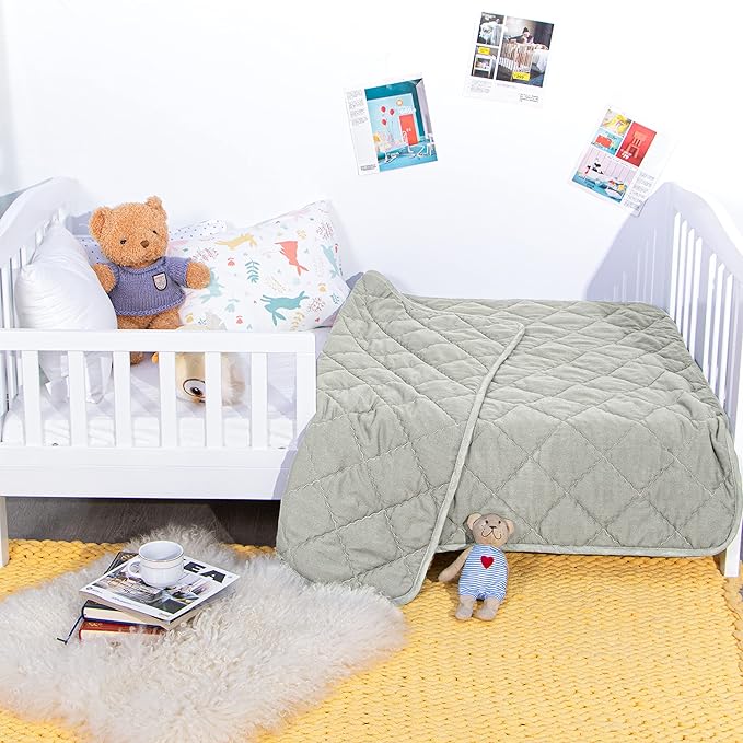 NTBAY Down Alternative Toddler Comforter, Lightweight and Warm Solid Color Baby Crib Quilted Blanket, 39x47 inches, Light Grey